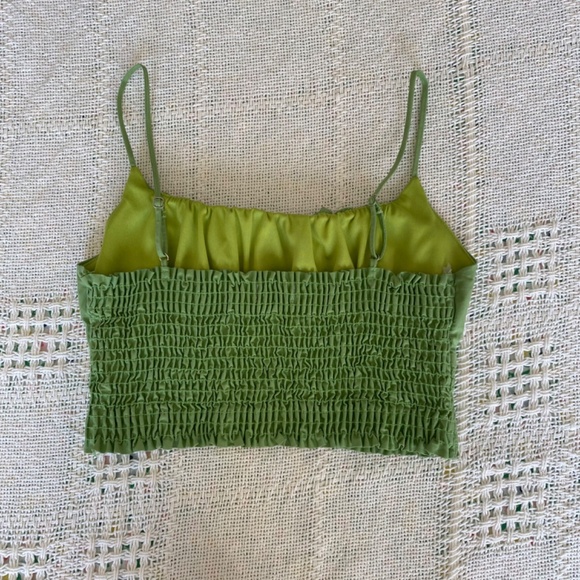 BLUE MOUNTAIN RUFFLED GREEN TANK - Picture 2 of 2